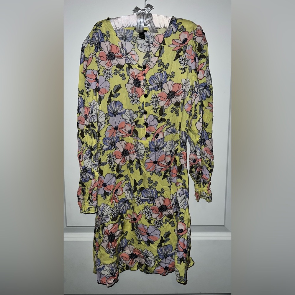 Art Class size 6 Dress